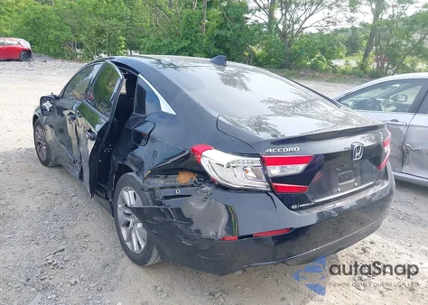 2020 Honda Accord Lx z USA, uszkodzony, nr VIN 1HGCV1F1XLA107920